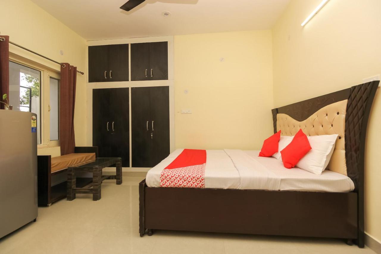 Oyo 39391 Jk Guest House Dharamszala Kültér fotó